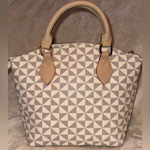 Lacel Urwebin Geometric Patterned Cream Beige Handbag Tote Satchel Timeless NWOT